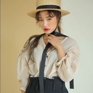 STYLENANDA BEIGE BISHOP SLEEVE GAUZE TOP XS S